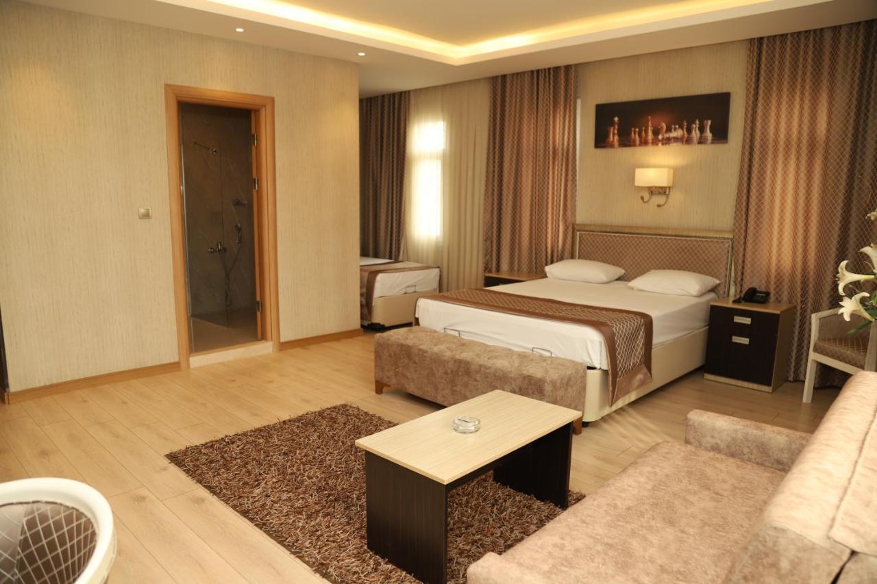 Othello Hotel Mersin  Exterior photo